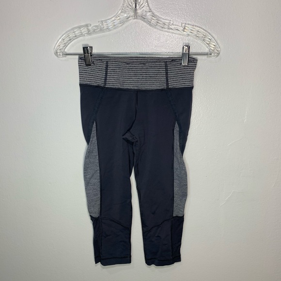 Lululemon cropped pants - Picture 9 of 9
